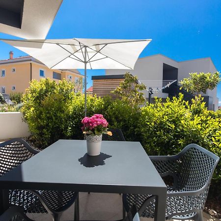 Apartment Art Krk Town Exterior foto